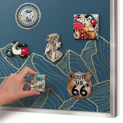 Magneetbord voor souvenir magneten met zilveren lijst Bergminimalisme