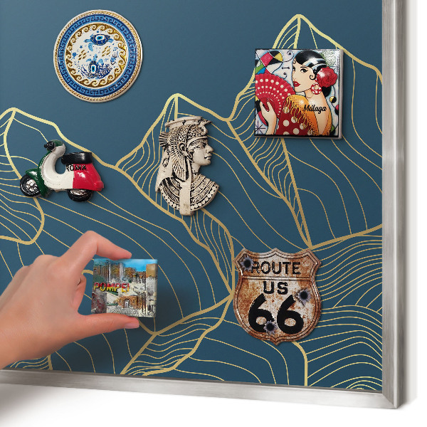 Magneetbord voor souvenir magneten met zilveren lijst Bergminimalisme