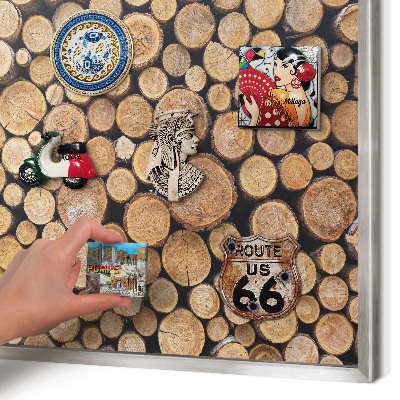 Magneetbord voor souvenir magneten met zilveren lijst Houten cirkels