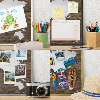 Decoratief metalen magneetbord in een zilveren lijst Houten kaart