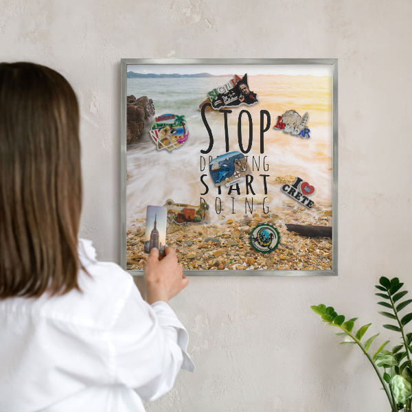 Decoratief metalen magneetbord in een zilveren lijst Kustthema