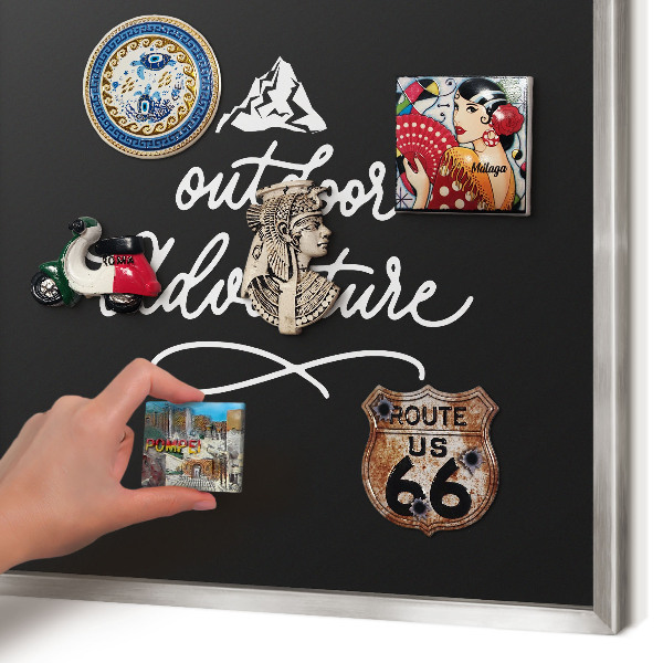 Magneetbord voor souvenir magneten met zilveren lijst Buitenavontuur