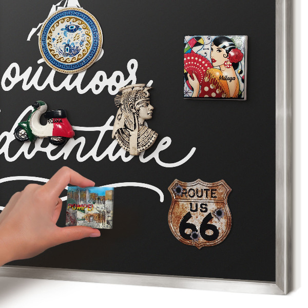 Magneetbord voor souvenir magneten met zilveren lijst Buitenavontuur