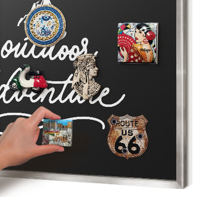 Magneetbord voor souvenir magneten met zilveren lijst Buitenavontuur