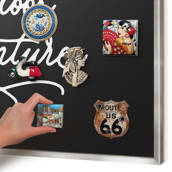 Magneetbord voor souvenir magneten met zilveren lijst Buitenavontuur