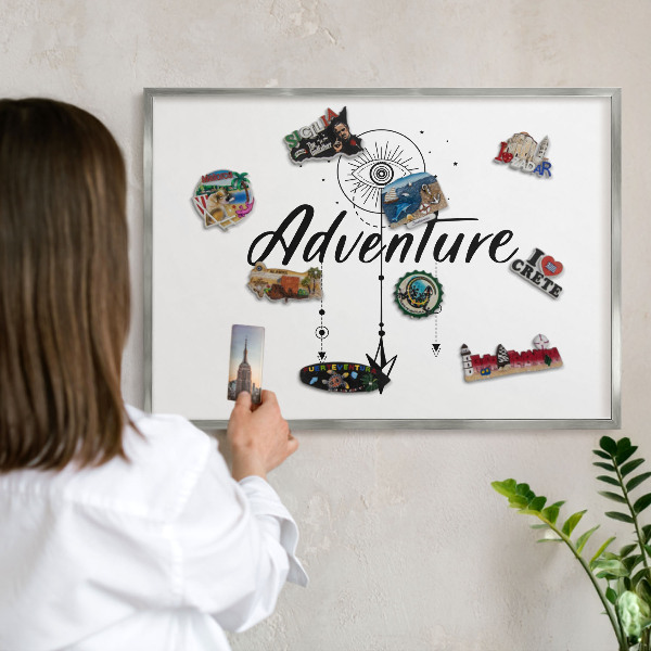 Decoratief metalen magneetbord in een zilveren lijst Avontuurthema