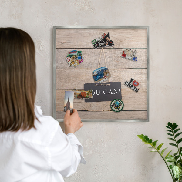 Decoratief metalen magneetbord in een zilveren lijst Motivatie elke dag
