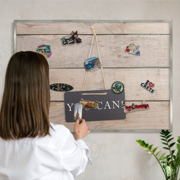 Decoratief metalen magneetbord in een zilveren lijst Motivatie elke dag