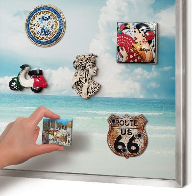 Magneetbord voor souvenir magneten met zilveren lijst Maritieme harmonie