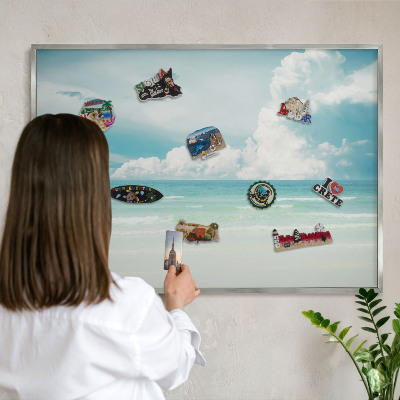 Magneetbord voor souvenir magneten met zilveren lijst Maritieme harmonie