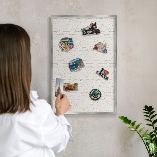 Magneetbord voor souvenir magneten met zilveren lijst Zachte golven
