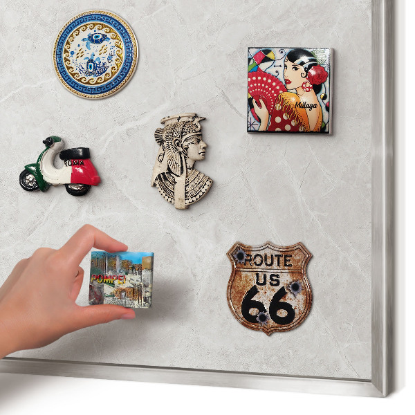Magneetbord voor souvenir magneten met zilveren lijst Grijs marmer