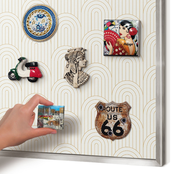 Decoratief metalen magneetbord in een zilveren lijst Artistieke bogen
