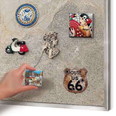 Decoratief metalen magneetbord in een zilveren lijst Beige steen