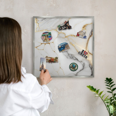 Magneetbord voor souvenir magneten met zilveren lijst Abstract marmer