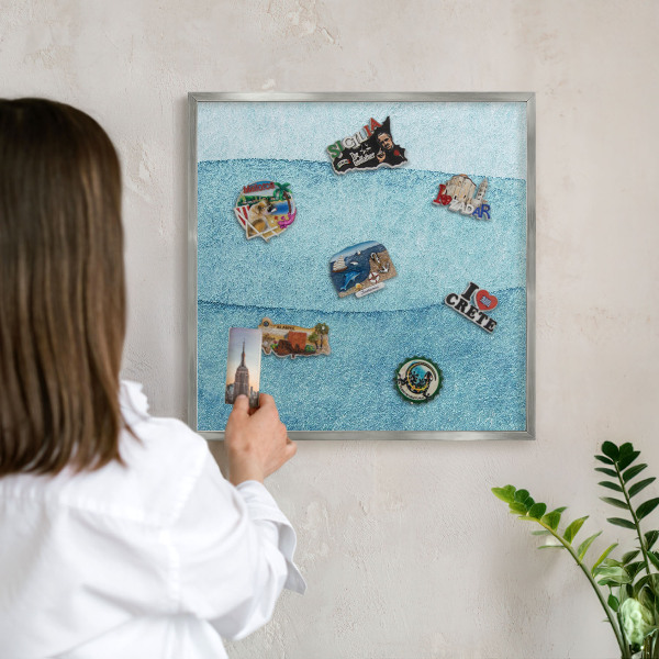 Magneetbord voor souvenir magneten met zilveren lijst Blauwe golven