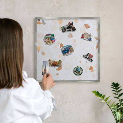 Decoratief metalen magneetbord in een zilveren lijst Warm mozaïek