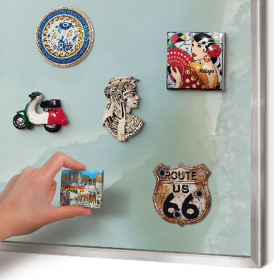 Magneetbord voor souvenir magneten met zilveren lijst Vreedzame harmonie