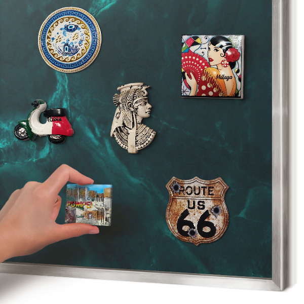 Magneetbord voor souvenir magneten met zilveren lijst Groene diepte