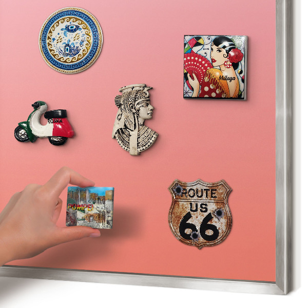 Decoratief metalen magneetbord in een zilveren lijst Roze oranje
