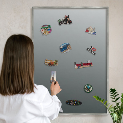 Decoratief metalen magneetbord in een zilveren lijst Blauwe gradiënt