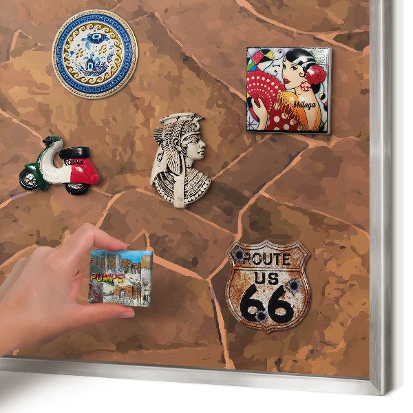 Decoratief metalen magneetbord in een zilveren lijst Stenen constructie