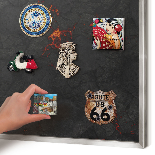 Magneetbord voor souvenir magneten met zilveren lijst Vulkanische lava