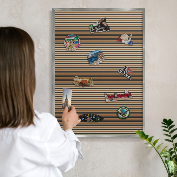 Decoratief metalen magneetbord in een zilveren lijst Geometrisch patroon