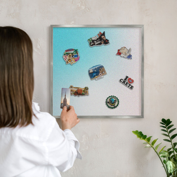 Magneetbord voor souvenir magneten met zilveren lijst Pastel abstractie