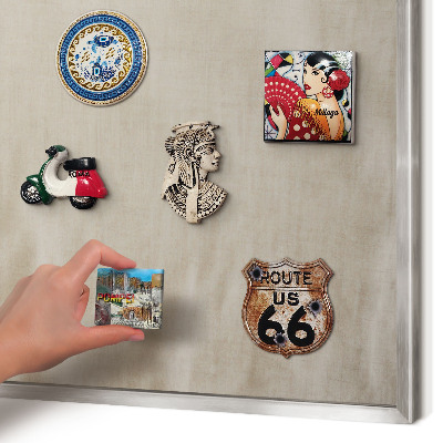 Magneetbord voor souvenir magneten met zilveren lijst Beige rustig