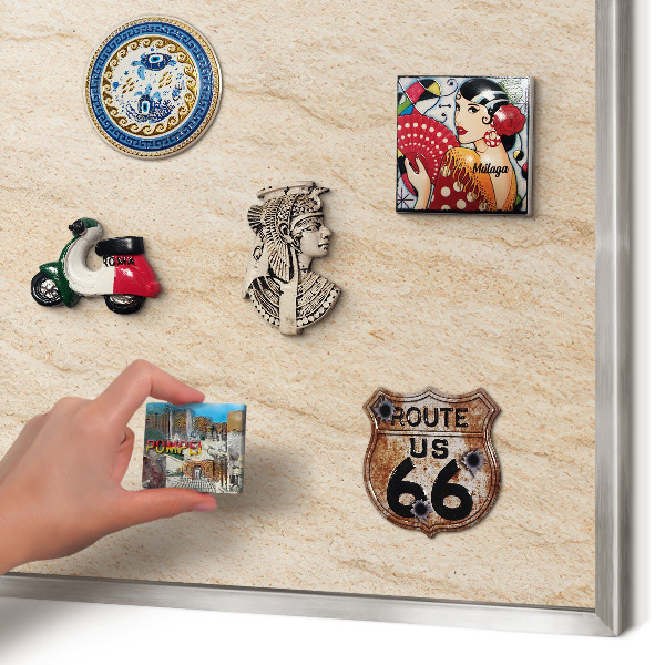 Magneetbord voor souvenir magneten met zilveren lijst Natuurlijke elegantie