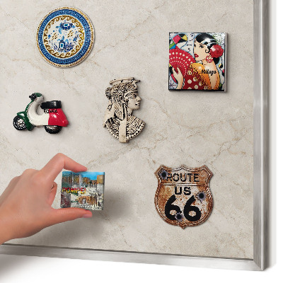 Decoratief metalen magneetbord in een zilveren lijst Natuurlijke elegantie