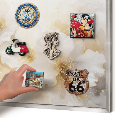Magneetbord voor souvenir magneten met zilveren lijst Pastelkleurige bloemen