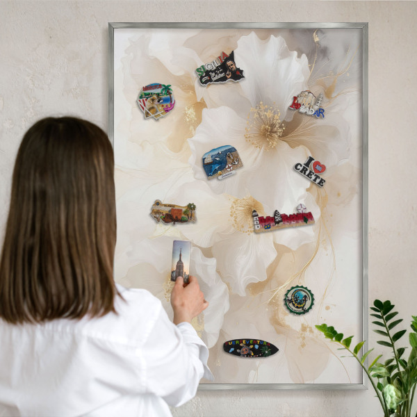 Magneetbord voor souvenir magneten met zilveren lijst Pastelkleurige bloemen