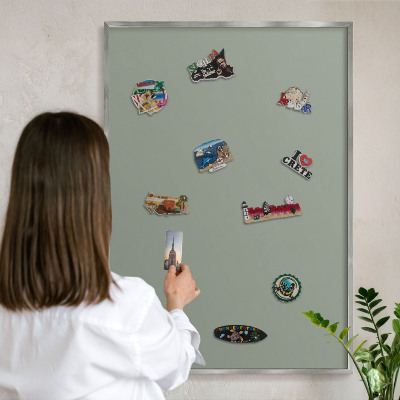 Magneetbord voor souvenir magneten met zilveren lijst Verstandig