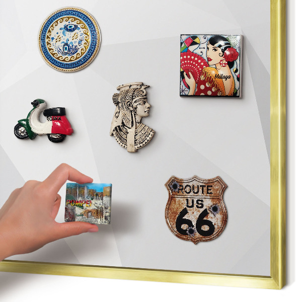 Metalen magneetbord met lijst in het goud Witte geometrie