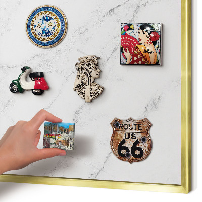 Metalen magneetbord met lijst in het goud Marmerpatroon