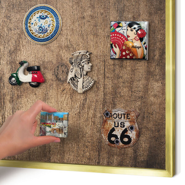 Metalen magneetbord met lijst in het goud Houtstructuur