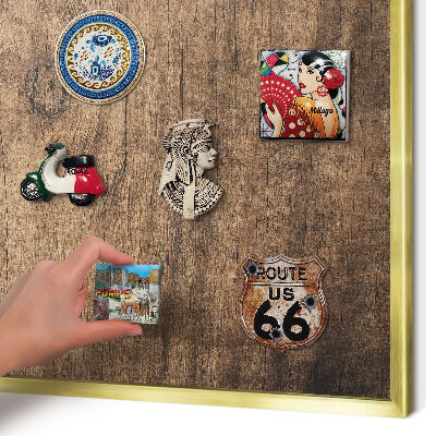 Metalen magneetbord met lijst in het goud Houtstructuur