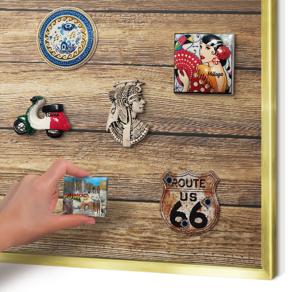 Metalen magneetbord met lijst in het goud Houtstructuur