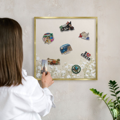 Metalen magneetbord met lijst in het goud Subtiele natuur