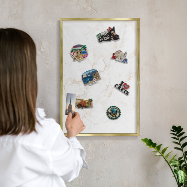 Magnetisch bord voor reismagneten met gouden lijst Marmeren elegantie