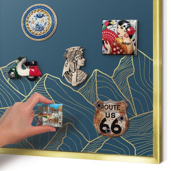 Metalen magneetbord met lijst in het goud Bergminimalisme