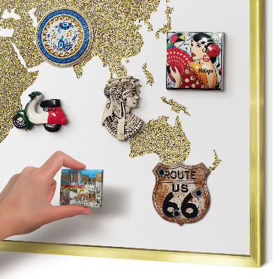 Metalen magneetbord met lijst in het goud Wereldkaart