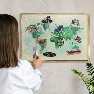 Metalen magneetbord met lijst in het goud Wereldkaart
