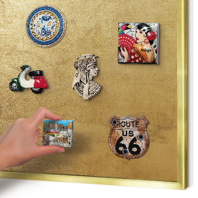Metalen magneetbord met lijst in het goud Gele textuur