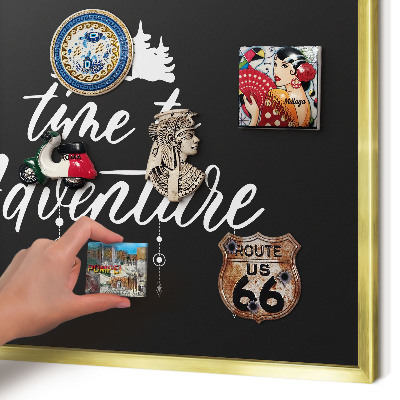 Metalen magneetbord met lijst in het goud Avontuur wacht.