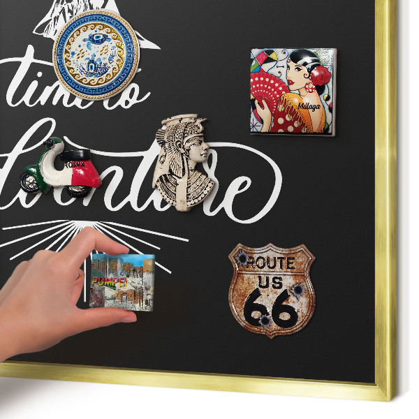Metalen magneetbord met lijst in het goud Avontuurlijke tijd