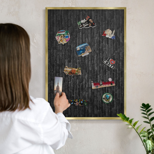 Magnetisch bord voor reismagneten met gouden lijst Bakstenen muur
