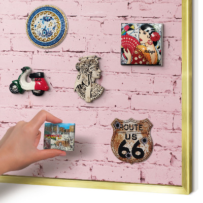 Metalen magneetbord met lijst in het goud Roze baksteen